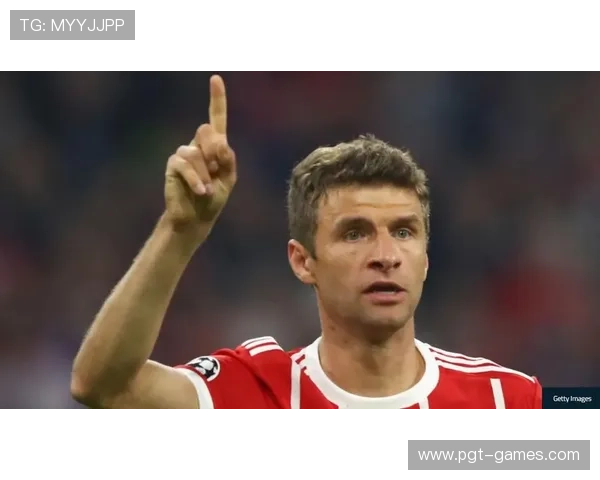 Osimhen训练场搞笑瞬间曝光：进球前先“摔”出精彩