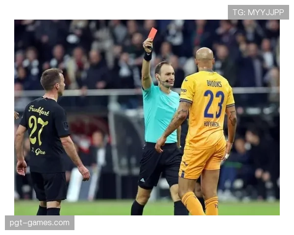 法兰克福球员表现稳健，助球队逆转胜利展现强大团结力与决心