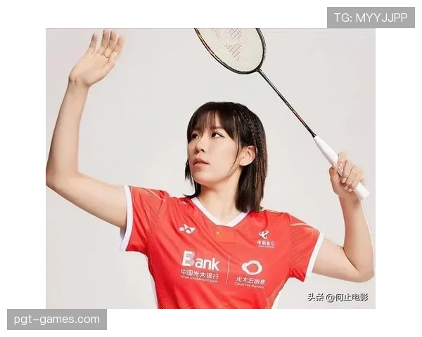 贾一凡训练完直接啃鸡腿，这自律和放纵的切换也太真实了